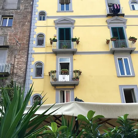 Bellini Naples